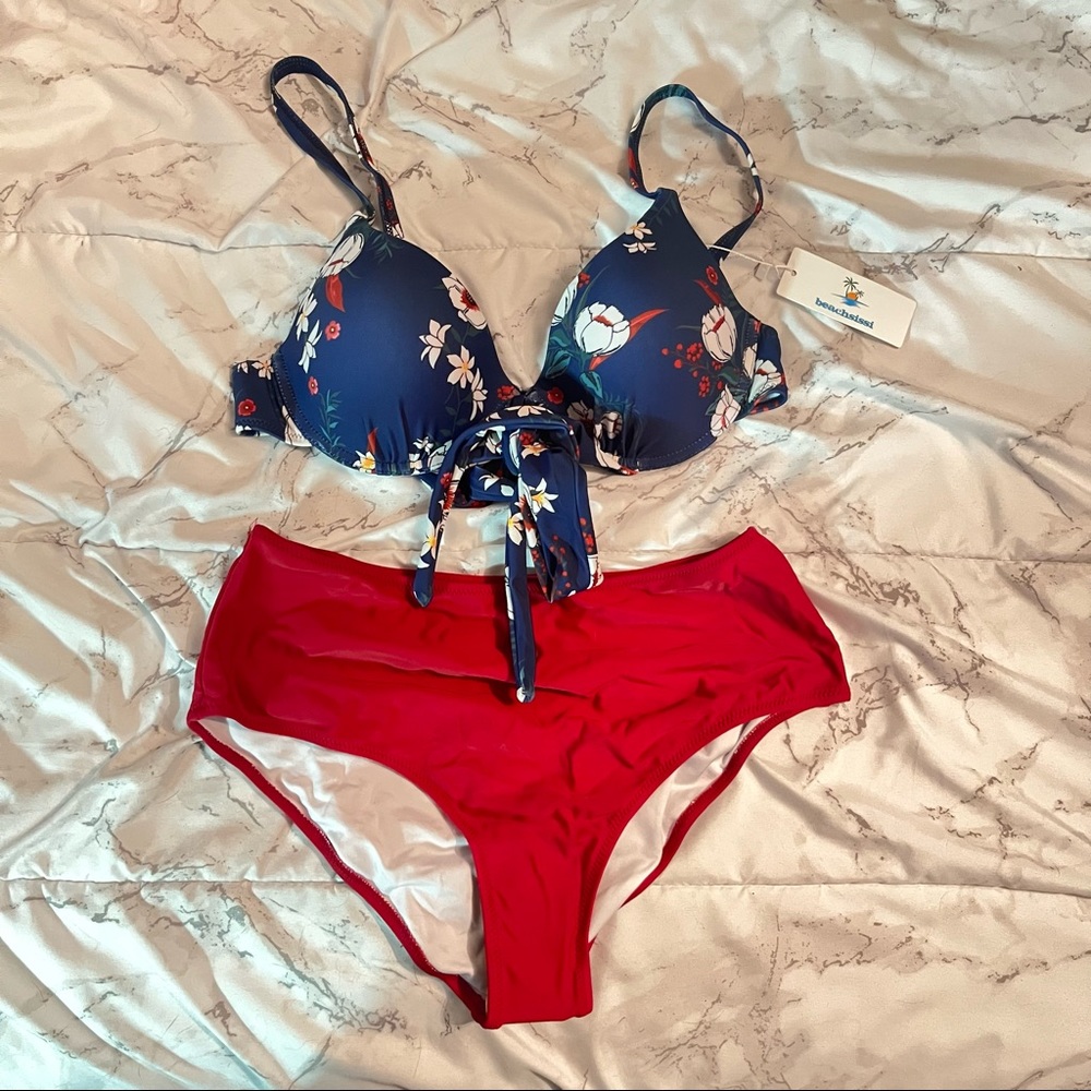 2/$50 NWT Beachsissi bikini size L